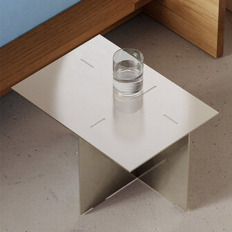 Objekte unserer tage side table Novak